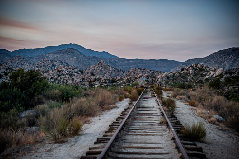 Train tracks 768x511